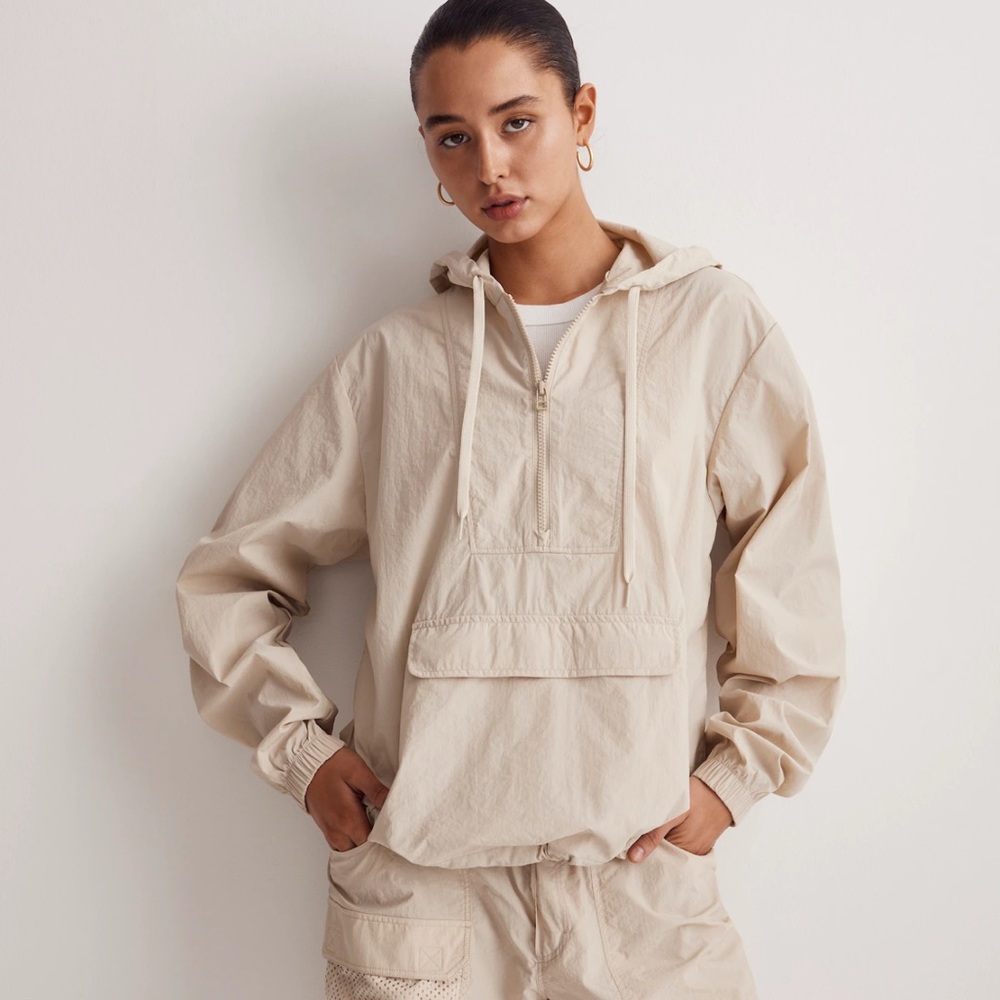 Outdoor Voices RecNylon 1/4 Zip Pullover lightweight jacket in Calcite Sz S
